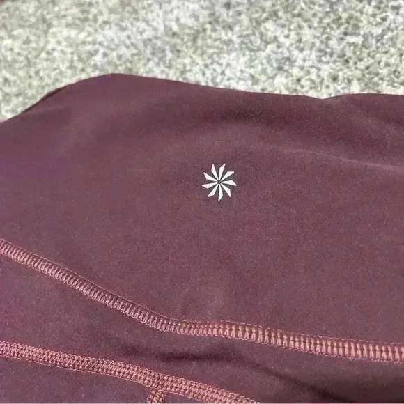 Athleta High Rise Peekaboo 7/8 Tight #869241-02 size XS Burgundy - Picture 12 of 12